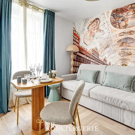 Apartment D'elegance Au Coeur Du Marais